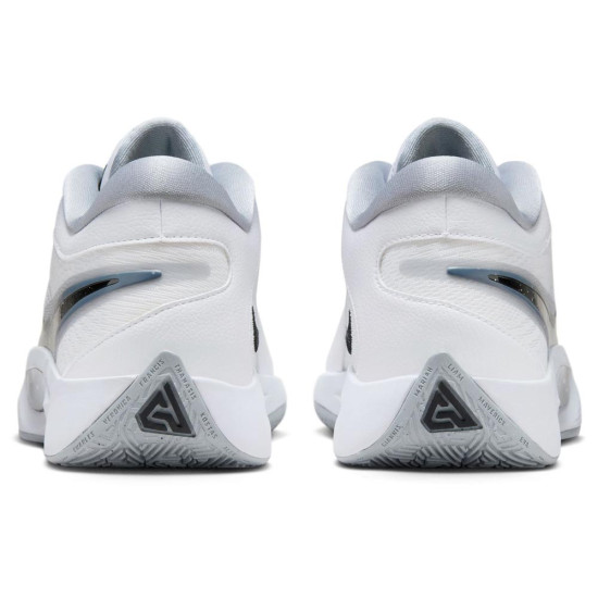 Nike Giannis Freak 6